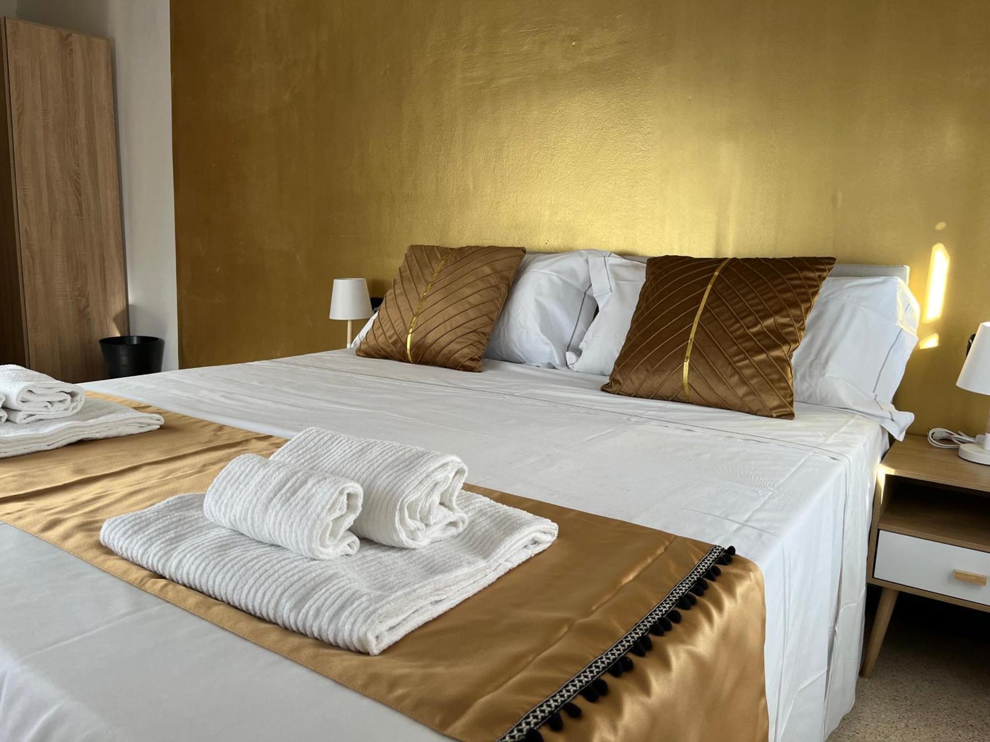 Genova Gold Rooms Exterior photo